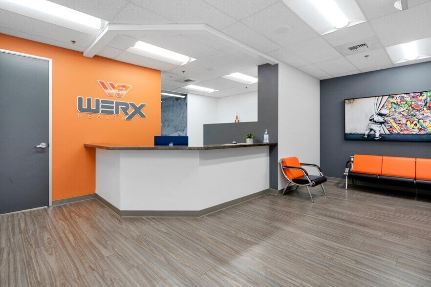 More Photos Of 4900 California Ave, Bakersfield Office For Lease