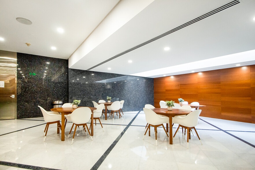 More Photos Of 1200 Brickell Ave, Miami Loft Creative Space For Sale