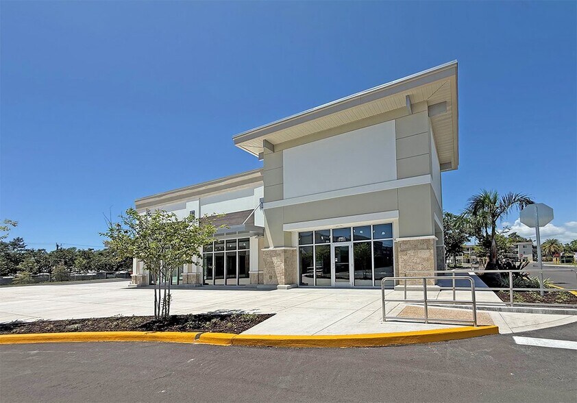 More Photos Of 6022 W 14th St, Bradenton Unknown For Sale