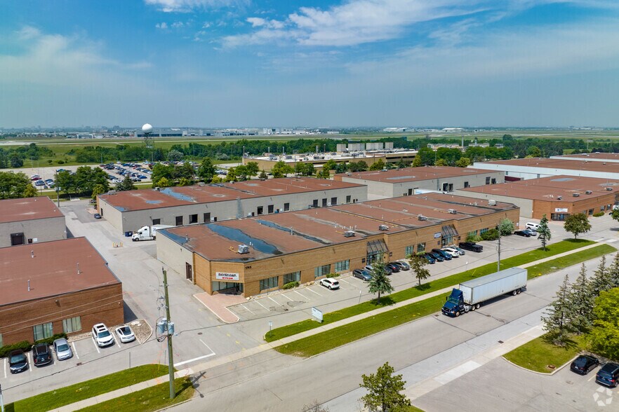 More Photos Of 1745 Bonhill Rd, Mississauga Light Manufacturing For Lease