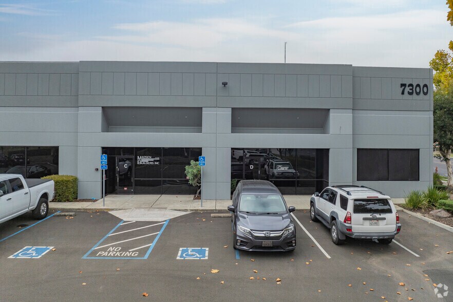Primary Photo Of 7300 Central Ave, Newark Warehouse For Lease