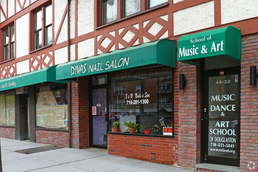More Photos Of 44-29-44-41 Douglaston Pky, Little Neck Storefront Retail Office For Lease