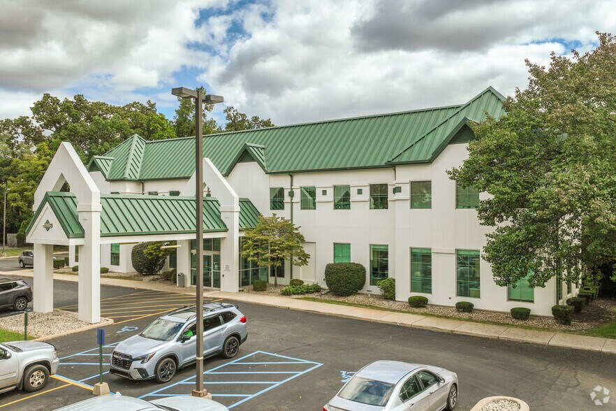 More Photos Of 3020 N McCord Rd, Toledo Medical For Sale