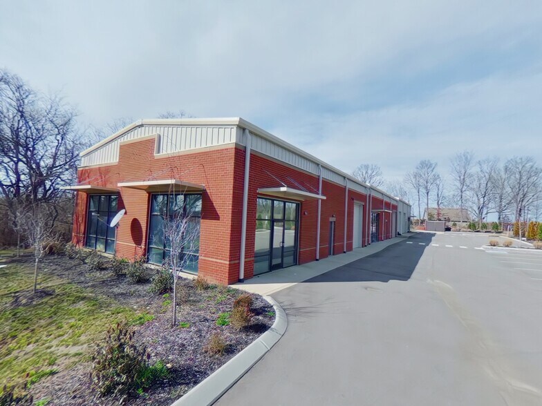 Primary Photo Of 825 Carthage Hwy, Lebanon Flex For Lease