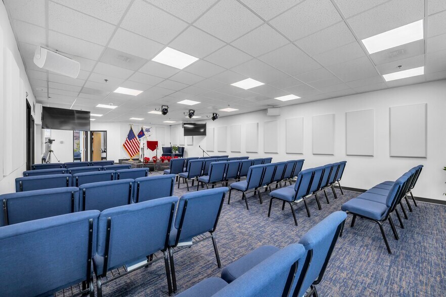 More Photos Of 459 Herndon Pky, Herndon Medical For Lease