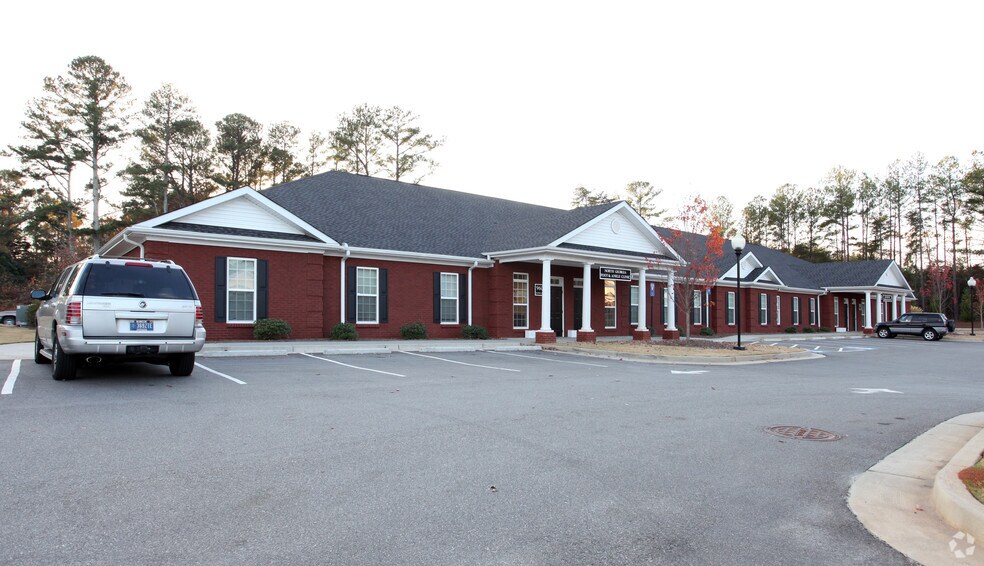 Primary Photo Of 960 Sanders Rd, Cumming Medical For Lease