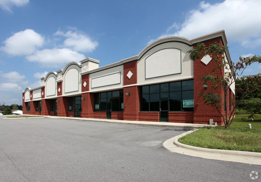 More Photos Of 8970 Us-70 bus Hwy, Clayton Unknown For Lease