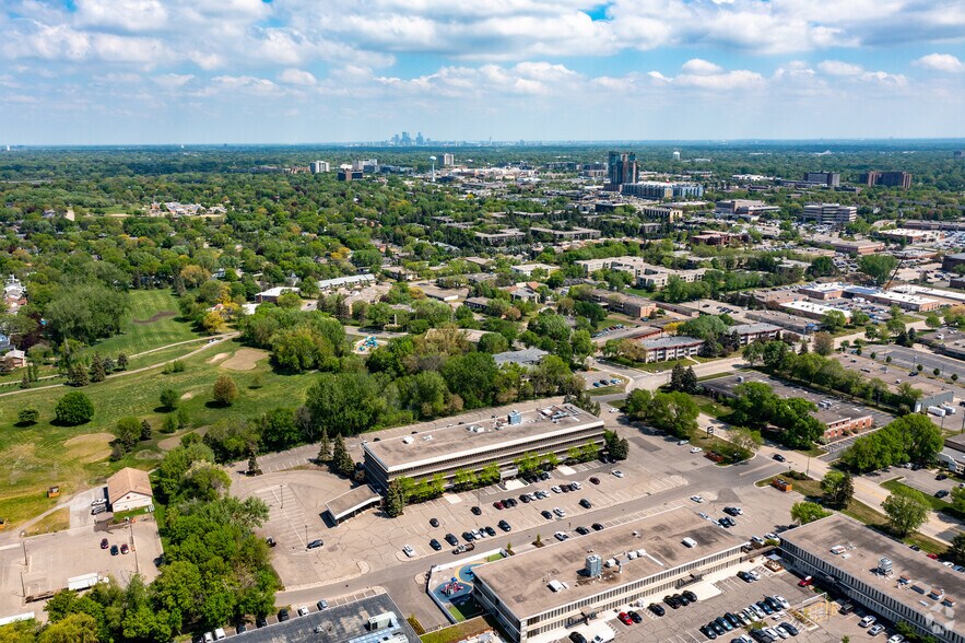 More Photos Of 7600 Parklawn Ave, Edina Office For Lease