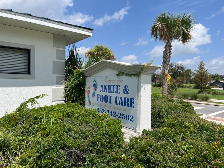 More Photos Of 305 S Childs St, Leesburg Medical For Sale