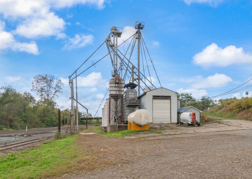 More Photos Of 2980 N Creek Rd, Palmyra Food Processing For Sale