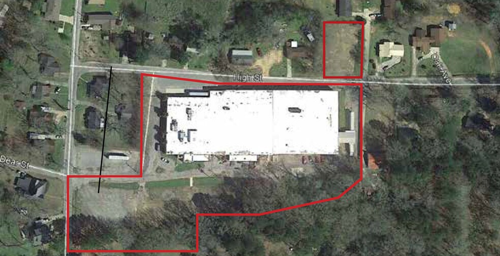 More Photos Of 300 N Newton Ave, Newton Manufacturing For Sale