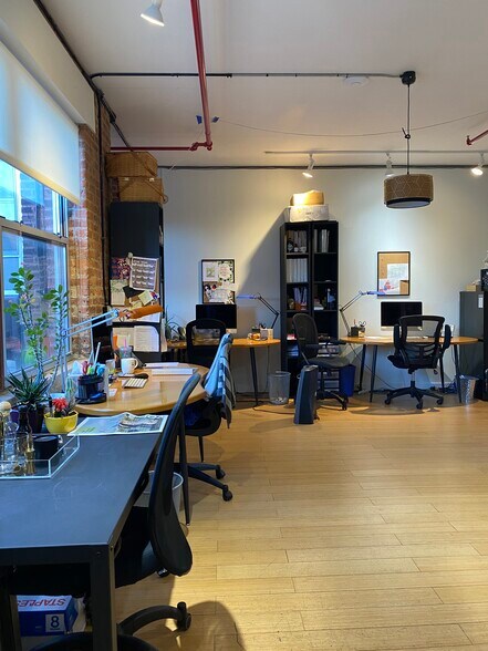 More Photos Of 190 N 14th St, Brooklyn Restaurant For Lease