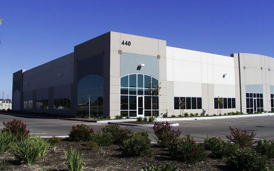 More Photos Of 440 Boulder Ct, Pleasanton Light Manufacturing For Sale