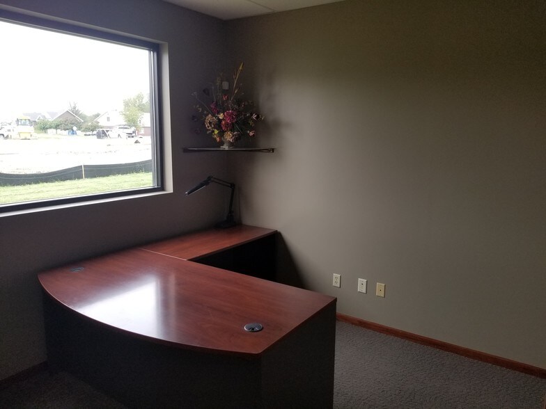More Photos Of 2436 US Highway 41, Schererville Office For Lease
