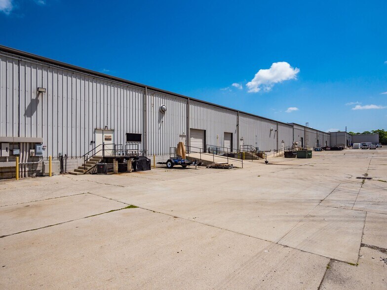 More Photos Of 4150 Tuller Rd, Dublin Research And Development For Lease
