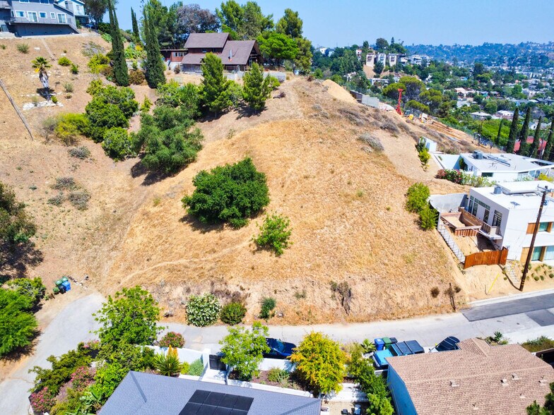 More Photos Of 1938 Phillips Way, Los Angeles Land For Sale