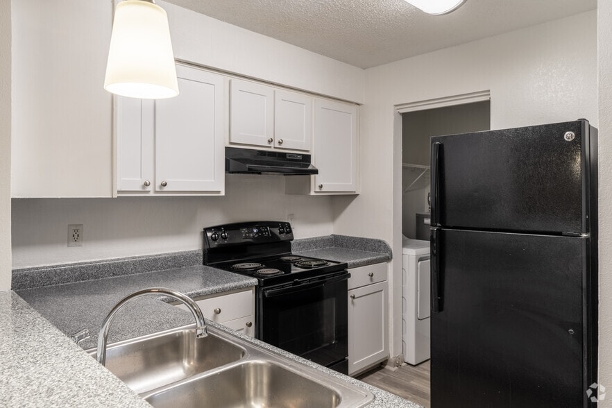 More Photos Of 1756 S Clyde Morris Blvd, Daytona Beach Apartments For Sale