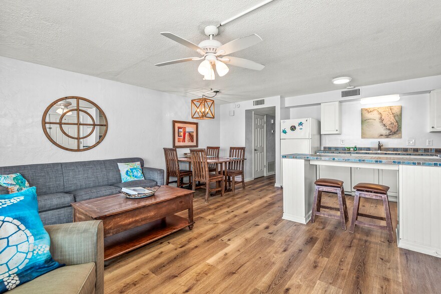 More Photos Of 3201 Hill St, New Smyrna Beach Hotel For Sale