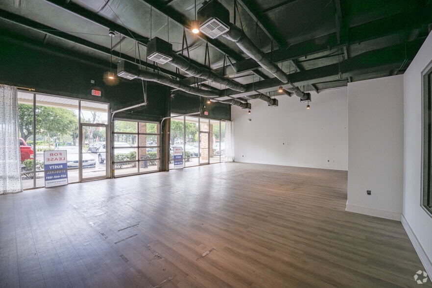More Photos Of 12100 Collegiate Way, Orlando Unknown For Lease