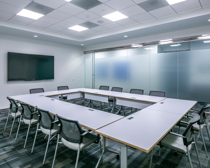 More Photos Of 10370 Richmond Ave, Houston Office For Lease