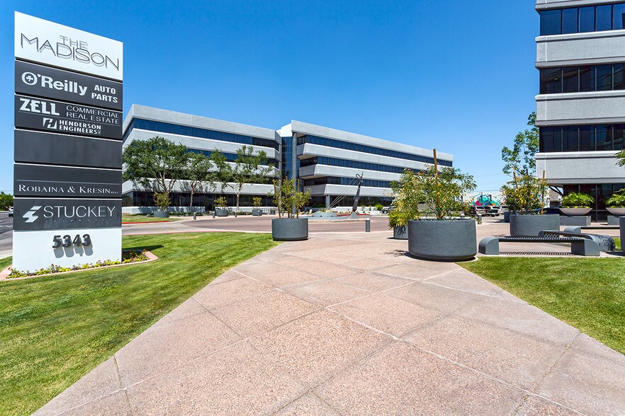 More Photos Of 5343 N 16th St, Phoenix Office For Lease