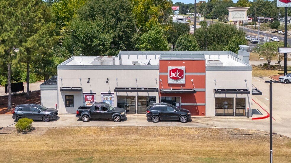 Primary Photo Of 150 Highway 327 E, Silsbee Fast Food For Sale