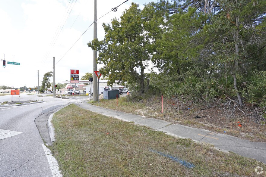 More Photos Of 4041 Deltona Blvd, Spring Hill Land For Sale