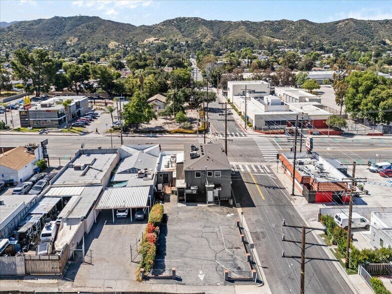 More Photos Of 7965 Foothill Blvd, Sunland Office For Lease