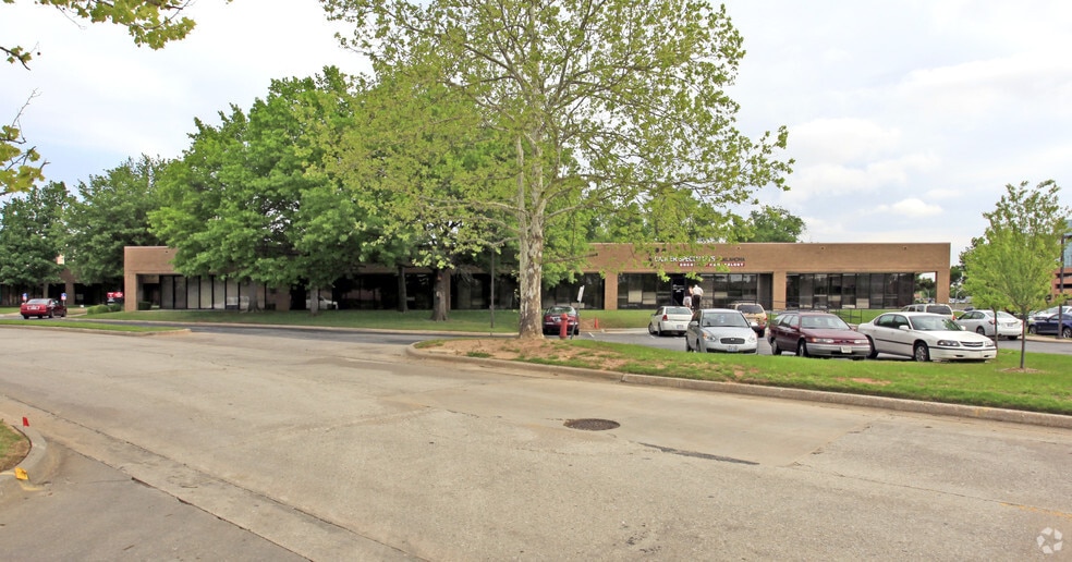 More Photos Of 3525 NW 56th St, Oklahoma City Office For Lease