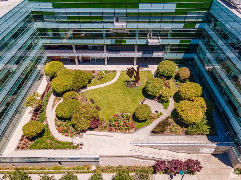 More Photos Of 5885 Hollis St, Emeryville Unknown For Lease