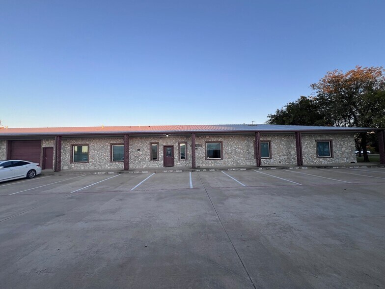 Primary Photo Of 2281 N Masch Branch Rd, Denton Office For Lease