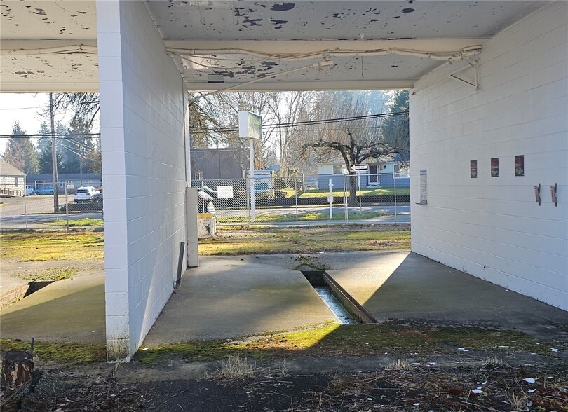 More Photos Of 4710 Lacey Blvd SE, Lacey Land For Lease