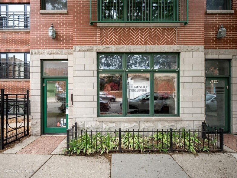 More Photos Of 3248 N Sheffield Ave, Chicago Storefront Retail Residential For Sale