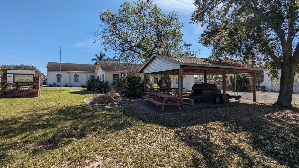 More Photos Of 148 E Interlake Blvd, Lake Placid Religious Facility For Sale