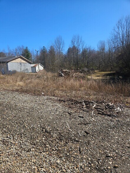 More Photos Of 5 Etowah School Rd, Etowah Warehouse For Sale
