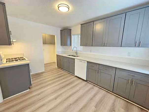 More Photos Of 2310 Elm Ave, Long Beach Apartments For Sale