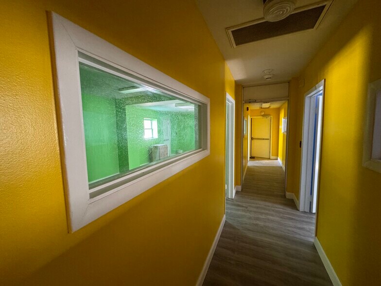 More Photos Of 102-108 Welland Ave, Irvington Office For Sale