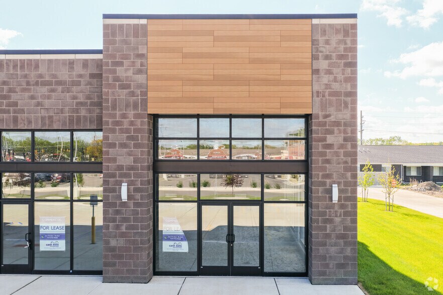 More Photos Of 1229 Holiday Blvd, Monroe Storefront For Lease