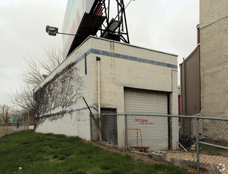 Primary Photo Of 246 N Lawrence St, Philadelphia Warehouse For Lease