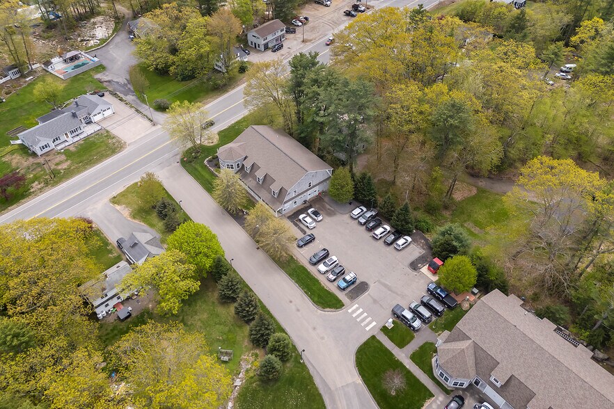More Photos Of 2 Village Park Dr, York Flex For Lease