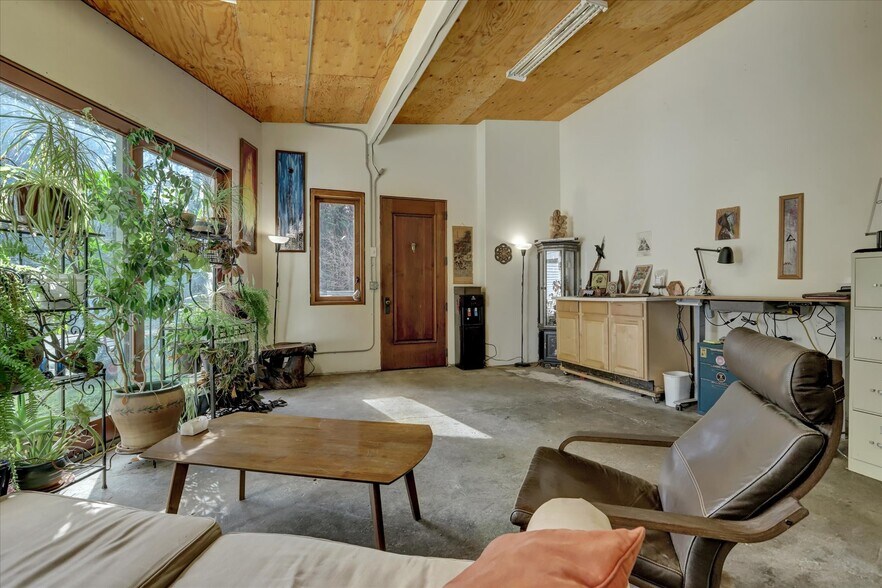 More Photos Of 14724 N Bloomfield Rd, Nevada City Flex For Sale