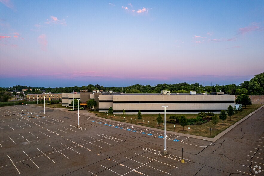 More Photos Of 4500 Munson St, Canton Office For Lease