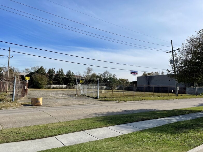 Primary Photo Of 2701 Richland Ave, Metairie Land For Sale