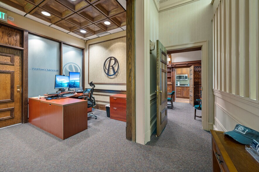 More Photos Of 24 W 6th Ave, Helena Office For Lease