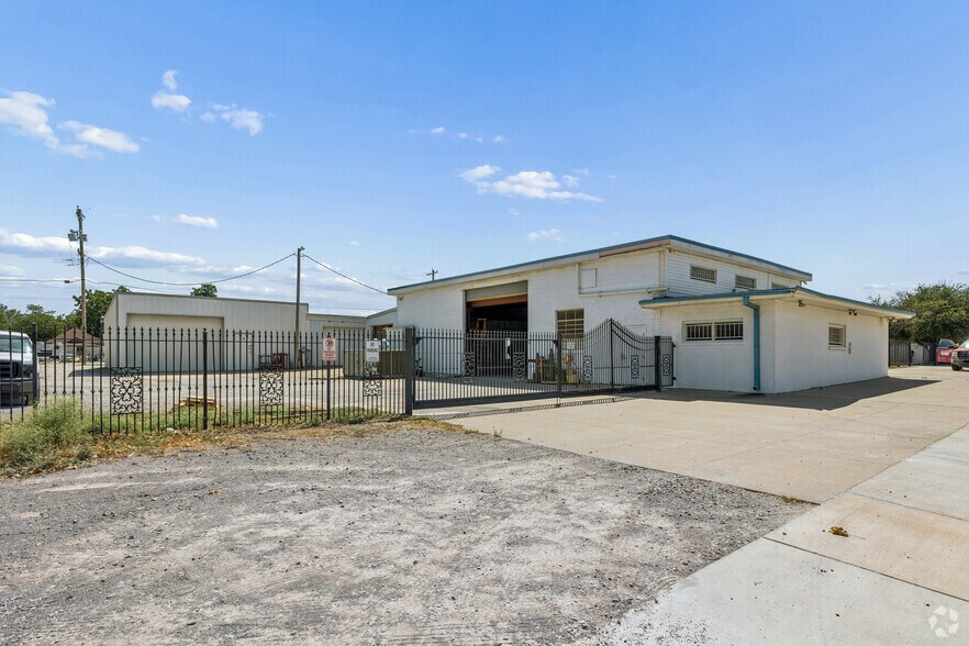More Photos Of , Oklahoma City Industrial For Sale