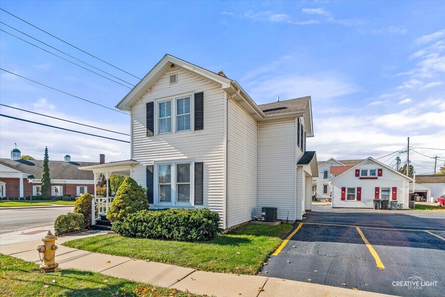 More Photos Of 101 W Church St, Sandwich Office For Sale