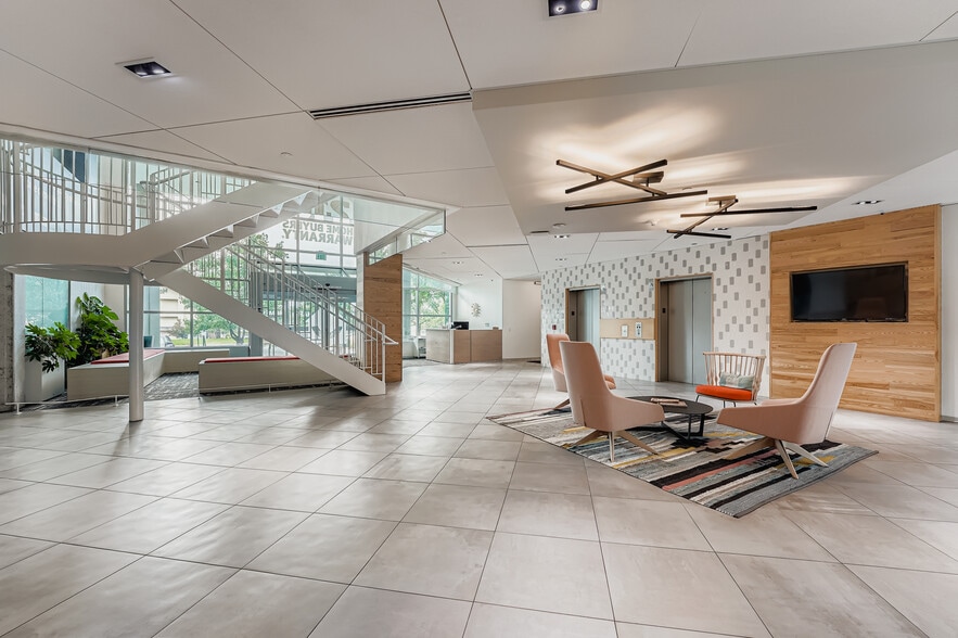 More Photos Of 13900 E Harvard Ave, Aurora Office For Sale