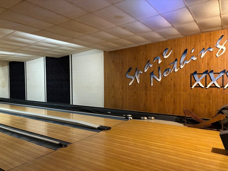 More Photos Of 226 U.S. 23 Hwy, Harrisville Sports And Entertainment For Sale