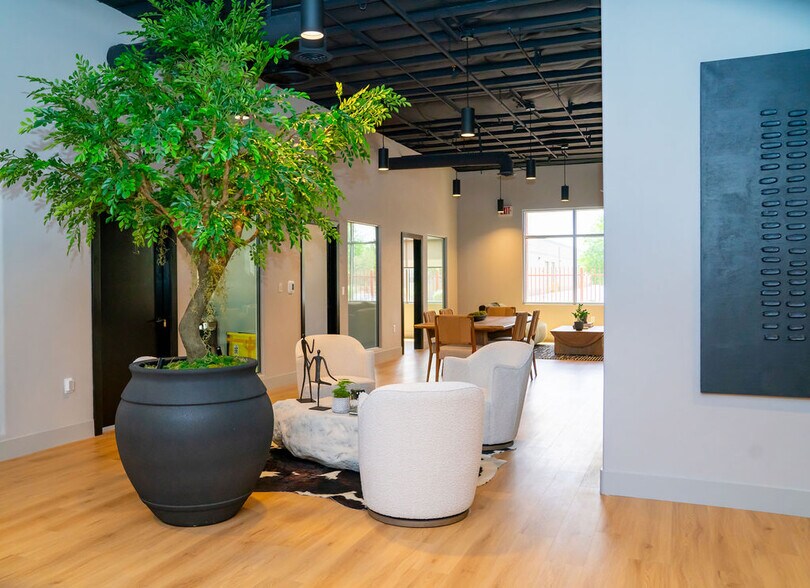 More Photos Of 2252 Pama Ln, Las Vegas Loft Creative Space For Lease