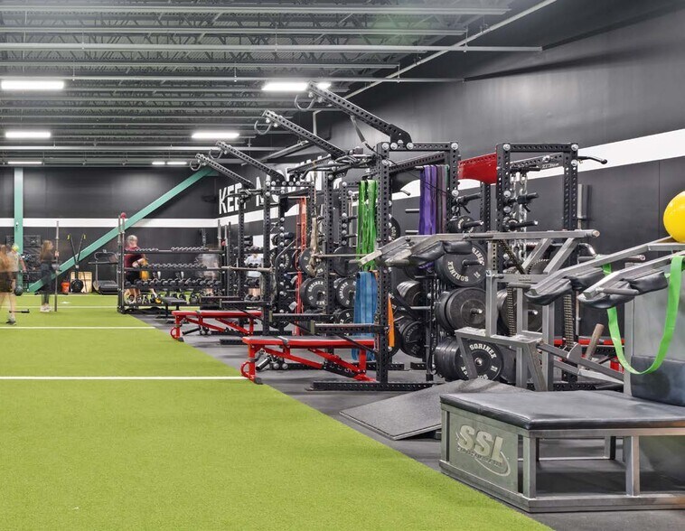 More Photos Of 1717 Scottsdale Dr, Cedar Park Health Club For Sale